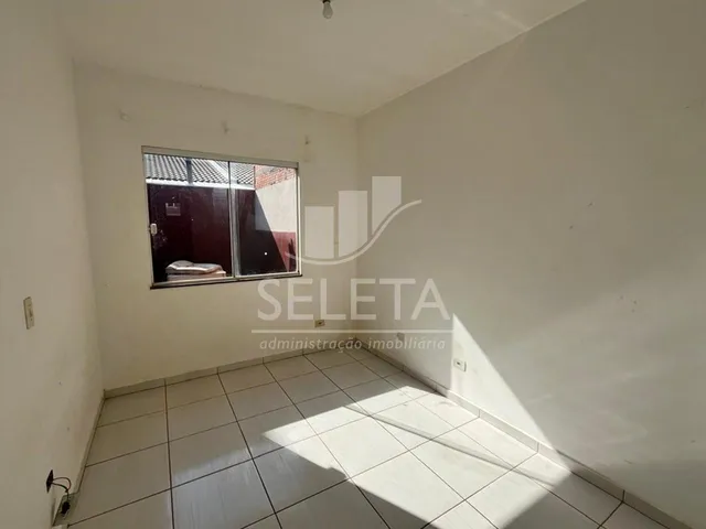 Imagem 4: CASA Á VENDA NO INTERLAGOS, PRÓXIMO A AVENIDA PIQUIRI EM CASCAVEL - PR
