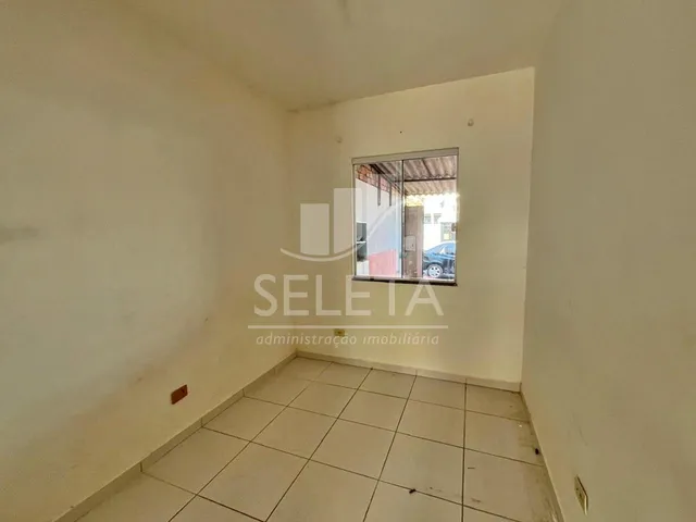 Imagem 5: CASA Á VENDA NO INTERLAGOS, PRÓXIMO A AVENIDA PIQUIRI EM CASCAVEL - PR
