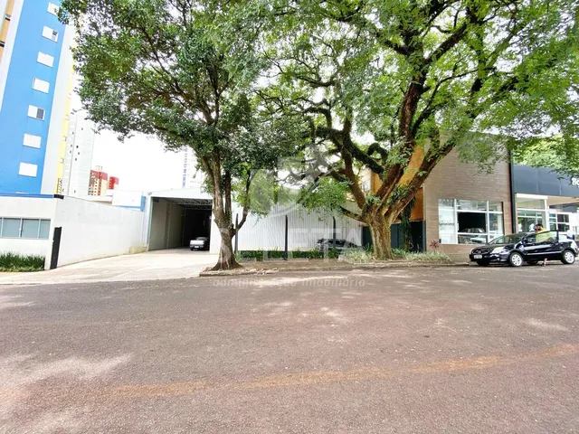 Imagem: Barracão Comercial com 700m para Locação