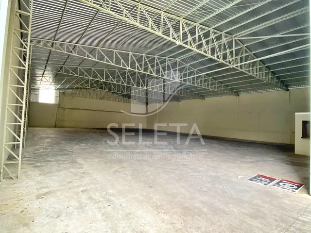 Imagem 10: Barracão Comercial com 700m para Locação em Cascavel - PR