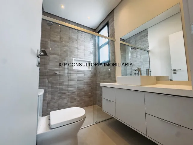 Imagem 16: Imperdível: Casa com 4 Quartos, 4 Suítes e 400M² À Venda/Locação em -Sp, no Bairro -!