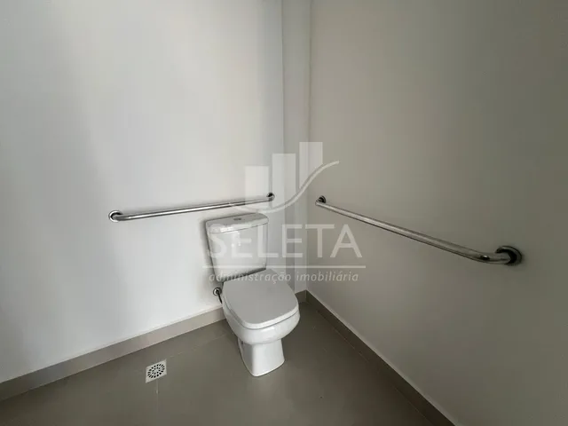Imagem 6: SALA COMERCIAL NOVA, COM 72m MAIS MEZANINO DE 38m NO CENTRO