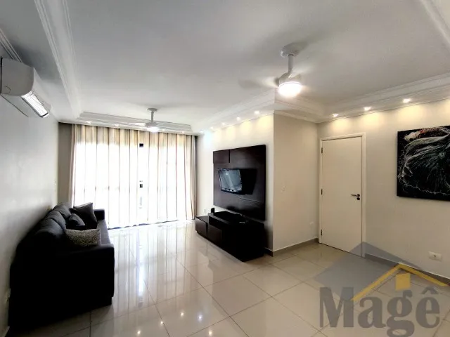 Imagem: Amplo Apartamento Reformado com 02 Dormitórios