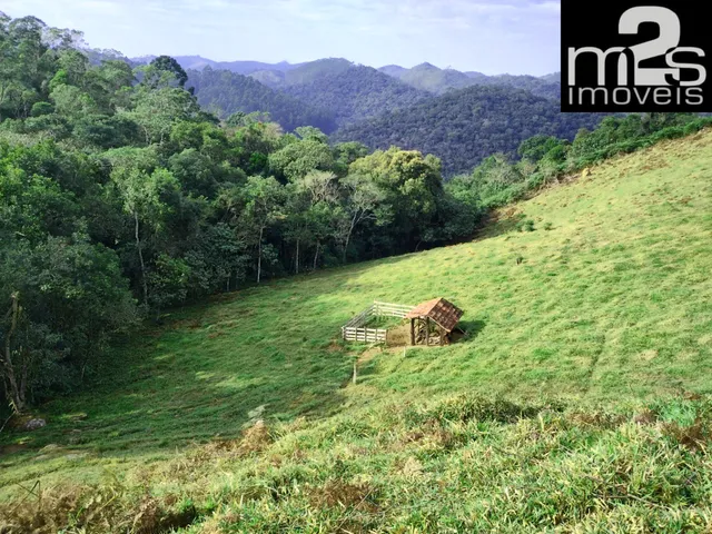Imagem: Vista Maravilhosa, Clima Frio, Muita Água