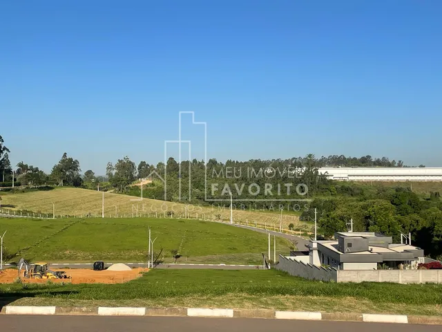 Imagem: O terreno possui 1.196m² de Área e está localizado em