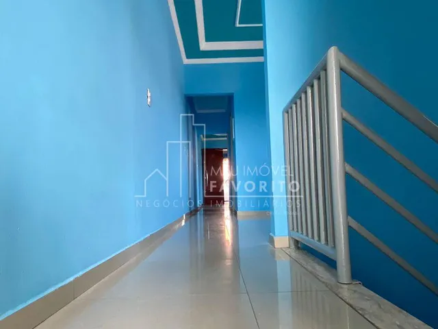 Imagem 2: Sobrado á venda, Várzea Paulista, com três dormitórios, sendo um com suíte e closet