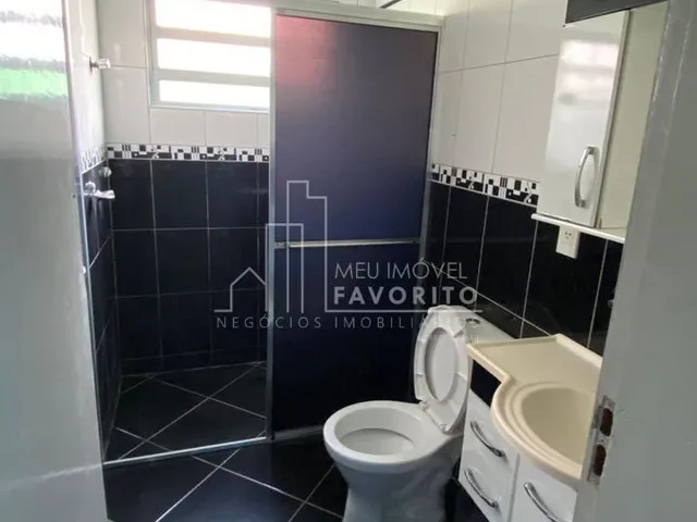 Imagem 4: Sobrado á venda, Várzea Paulista, com três dormitórios, sendo um com suíte e closet