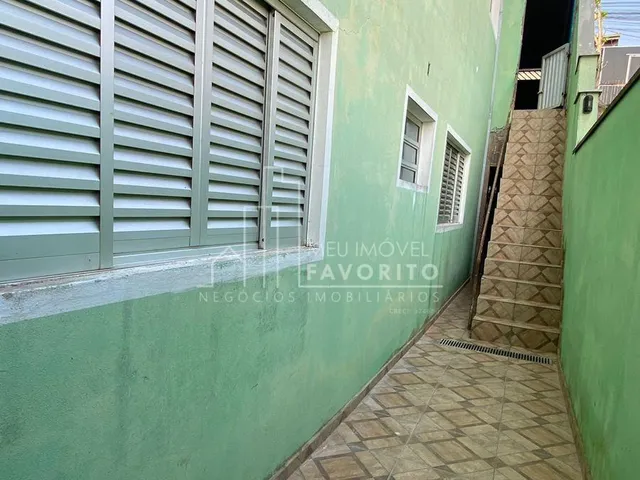 Imagem 14: Sobrado á venda, Várzea Paulista, com três dormitórios, sendo um com suíte e closet