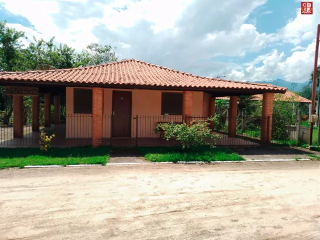 Imagem 1: Casa para Venda - 2 quartos, edícula e quintal