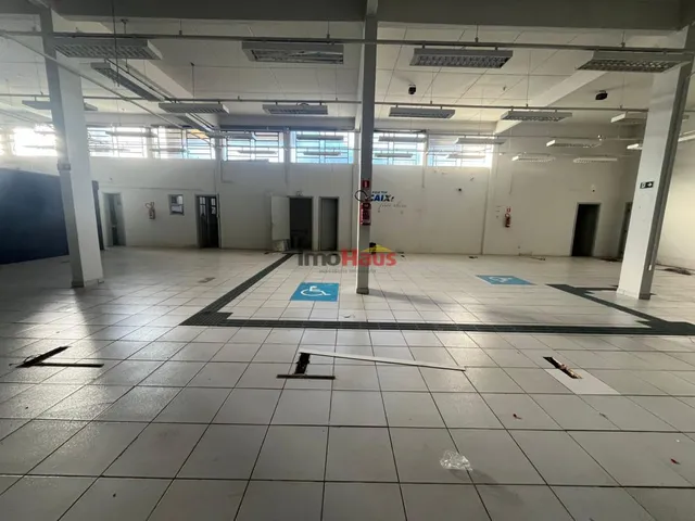 Imagem 6: Andar Comercial para Alugar em Igrejinha, Centro - Sala térrea