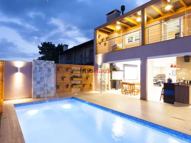 Imagem: Casa Semimobiliada com Piscina e Espaço