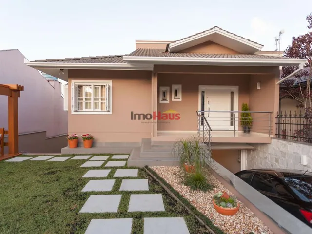 Imagem 3: Casa Semimobiliada com Piscina e Espaço Gourmet no Centro de Parobé