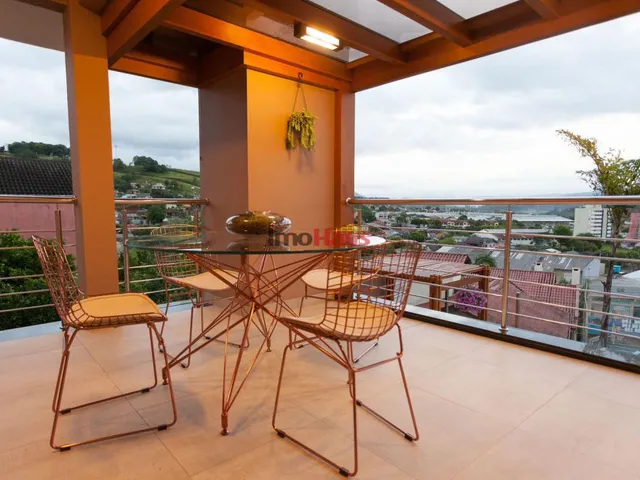Imagem 2: Casa Semimobiliada com Piscina e Espaço Gourmet no Centro de Parobé