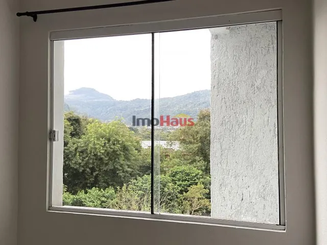 Imagem 2: Apartamento disponível para venda com dois dormitórios no Centro de Três Coroas
