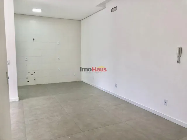 Imagem 3: Apartamento com dois dormitórios disponível para venda no Centro de Três Coroas
