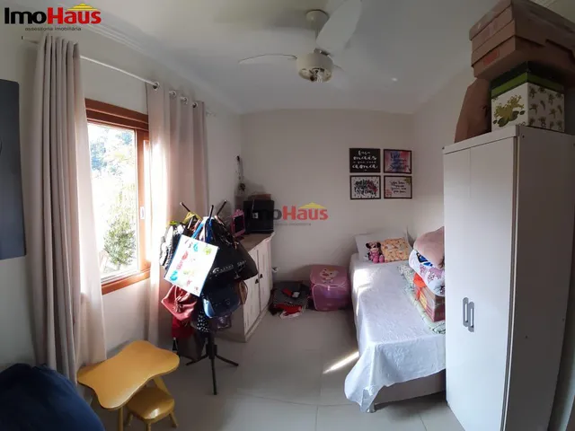 Imagem 12: CASA ALTO PADRÃO SEMI-MOBILIADA, COM SUITE, CLOSET E PISCINA