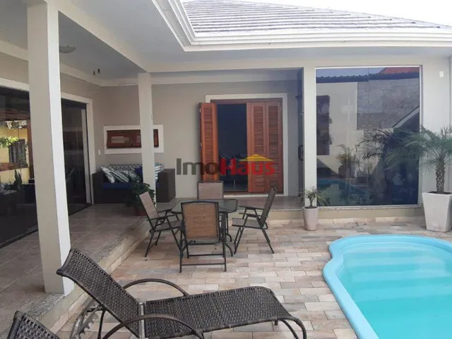 Imagem 16: CASA ALTO PADRÃO SEMI-MOBILIADA, COM SUITE, CLOSET E PISCINA