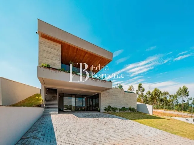 Imagem: Casa com 04 suítes no condomínio Terras