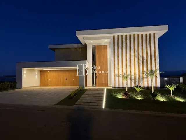 Imagem: A casa em condomínio possui 5 Dormitórios, 5 Suítes, 8