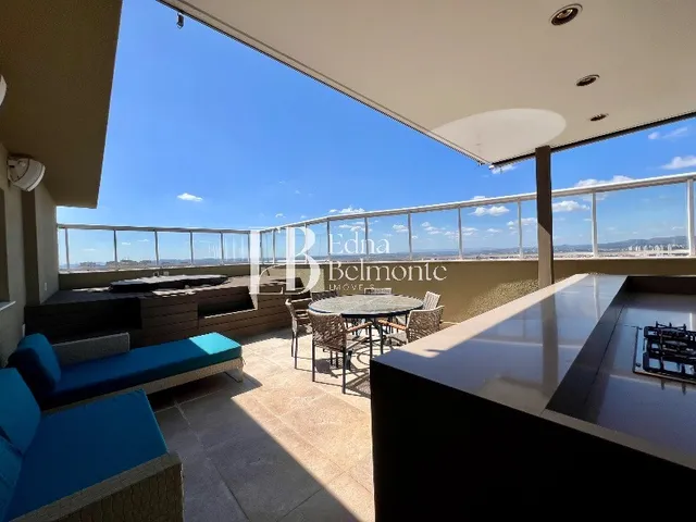 Imagem: A casa possui 3 Dormitórios, 3 Suítes, 5 Banheiros, 6