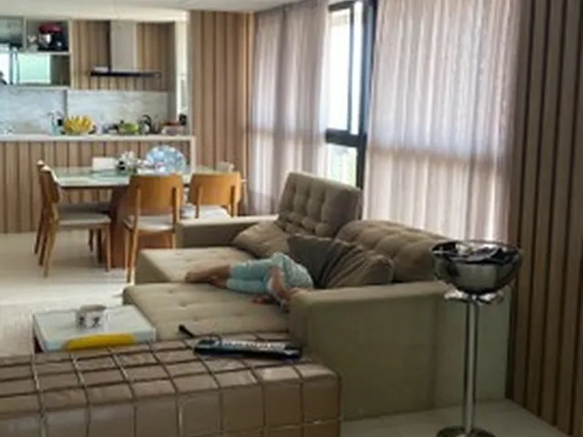 Imagem 4: Cobertura com 230 M2, 5 Suítes, Master com Hidromassagem e 4 Vagas