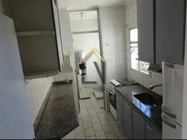 Imagem: O apartamento possui 3 Dormitórios, 1 Suíte, 2 Banheiros,
