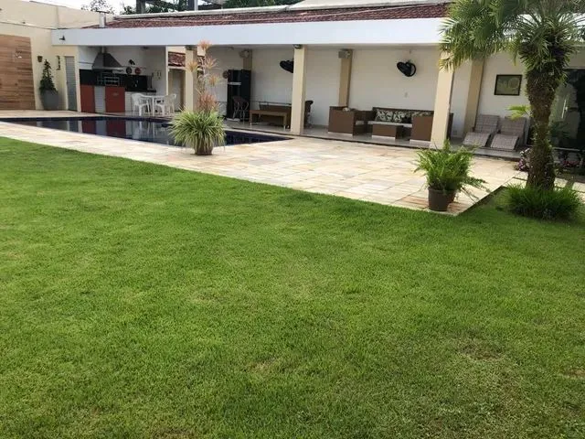 Imagem 7: Vendo Linda Casa com 4 Quartos, 600M², Mobiliada, com Piscina na Rod. Mário Covas