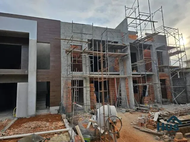Imagem: Casa Geminada Individual com 2 Quartos