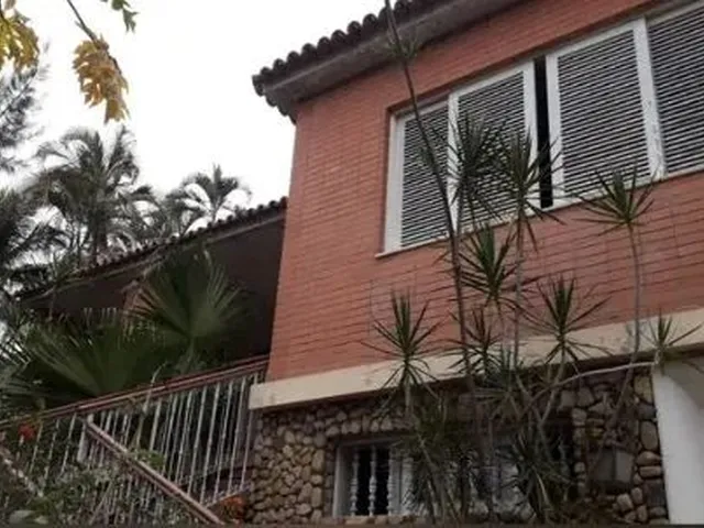 Imagem: Casa em Área Nobre de Volta Redonda Bairro
