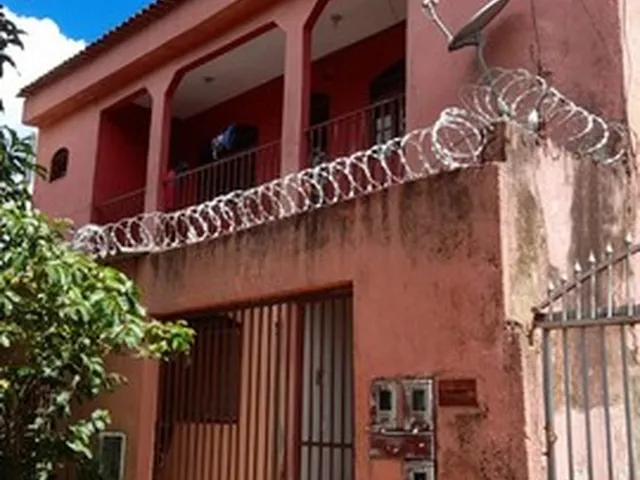 Imagem: Vendo Sobrado 6 Quartos Quadra 106 Recanto