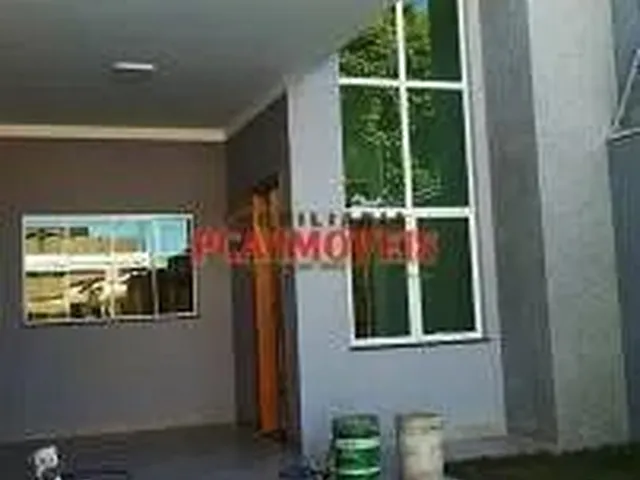Imagem 13: *Linda Casa no Centro em Sarandi/Pr *