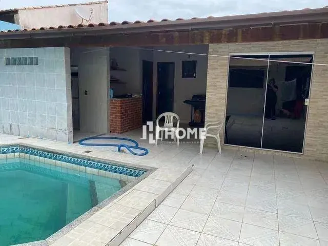 Imagem: Ótima Casa com 6 Dormitórios À Venda