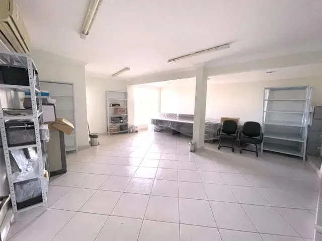 Imagem 13: Aluga-Se Salas Comerciais no Setor Coimbra