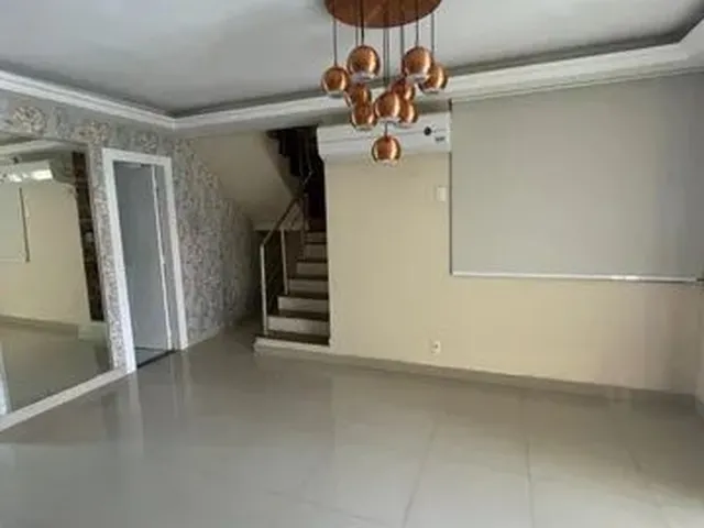 Imagem 2: Mansão no Aleixo, Dúplex 3 Suítes, Escritório, Piscina, Entrega Imediata, Condomínio
