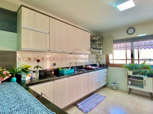 Imagem 8: PRÉDIO COMERCIAL COM APARTAMENTO E CASA TÉRREA NO NITERÓI