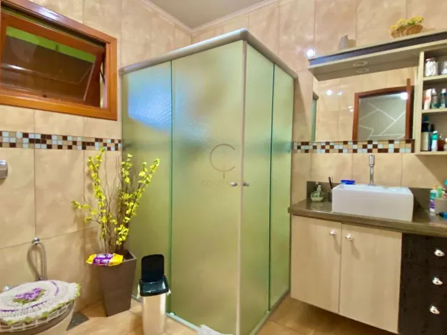 Imagem 5: PRÉDIO COMERCIAL COM APARTAMENTO E CASA TÉRREA NO NITERÓI