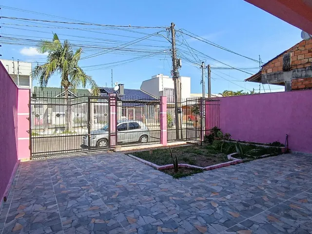 Imagem 3: Sobrado à venda em Canoas, Bairro Harmonia - 120.39m² - Closet, Varanda e Jardim