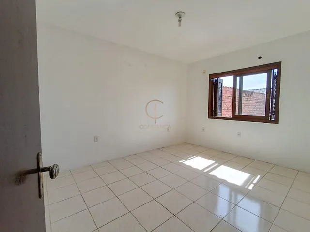 Imagem 4: Sobrado à venda em Canoas, Bairro Harmonia - 120.39m² - Closet, Varanda e Jardim