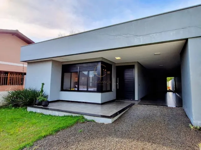 Imagem 6: Casa Térrea Contemporânea com Suíte Master, Espaço Gourmet e Pátio Amplo