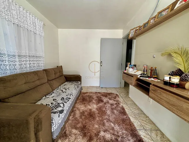 Imagem 9: Casa térrea com 3 dormitórios, duas vagas, amplo pátio. Excelente localização