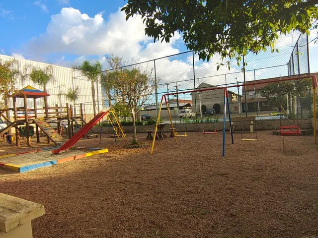 Imagem 4: Sobrado em condomínio 02 dormitórios e 01 vaga para Veículo no bairro Rio Branco