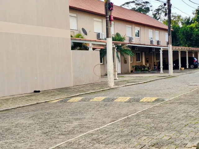 Imagem 10: Sobrado em condomínio 02 dormitórios e 01 vaga para Veículo no bairro Rio Branco