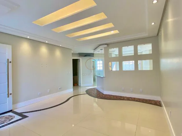 Imagem 6: SOBRADO COM 3 DORM-SUÍTE - LAREIRA - NO CENTRO DE CANOAS