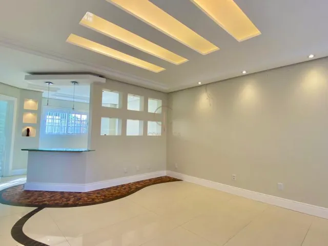 Imagem 8: SOBRADO COM 3 DORM-SUÍTE - LAREIRA - NO CENTRO DE CANOAS