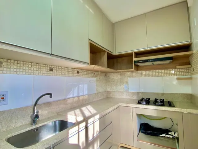 Imagem 16: SOBRADO COM 3 DORM-SUÍTE - LAREIRA - NO CENTRO DE CANOAS