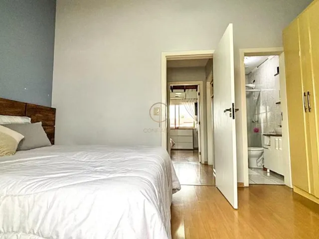 Imagem 5: EXCELENTE SOBRADO SEMI MOBILIADO DE 02 DORMITÓRIOS COM SUITE AMERICANA, SACADA E