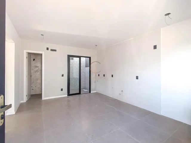 Imagem 3: Casa Pronta para Morar à Venda em Canoas, Bairro Olaria