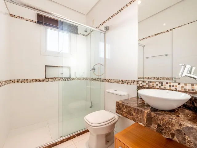 Imagem 8: Casa sobrado de alto padão no condomínio Alta Vista mobiliado