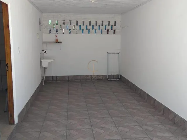 Imagem 12: Terreno no Niterói com três casas para locação
