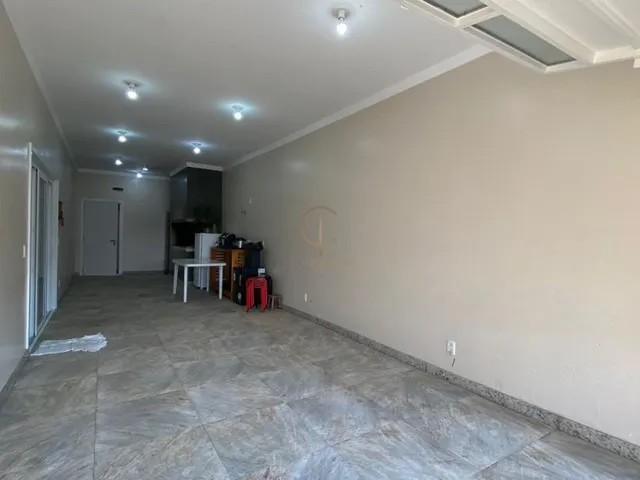 Imagem 4: CASA TÉRREA COM 3 DORM-SUÍTE MÁSTER-PISCINA NO N. Sra das GRAÇAS